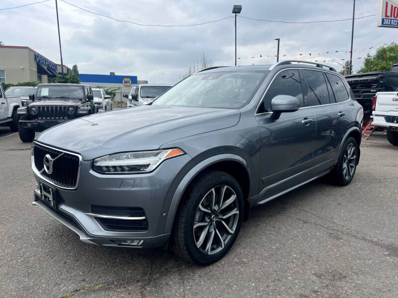 2016 Volvo XC90 T6 Momentum
