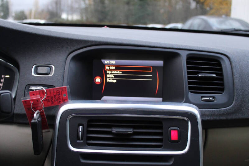 2015 Volvo S60 T5 Drive-E Premier