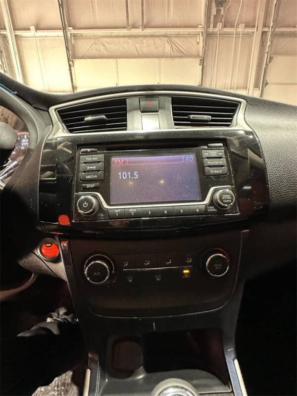 2017 Nissan Sentra SR