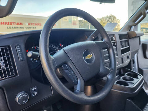2022 Chevrolet Express 2500