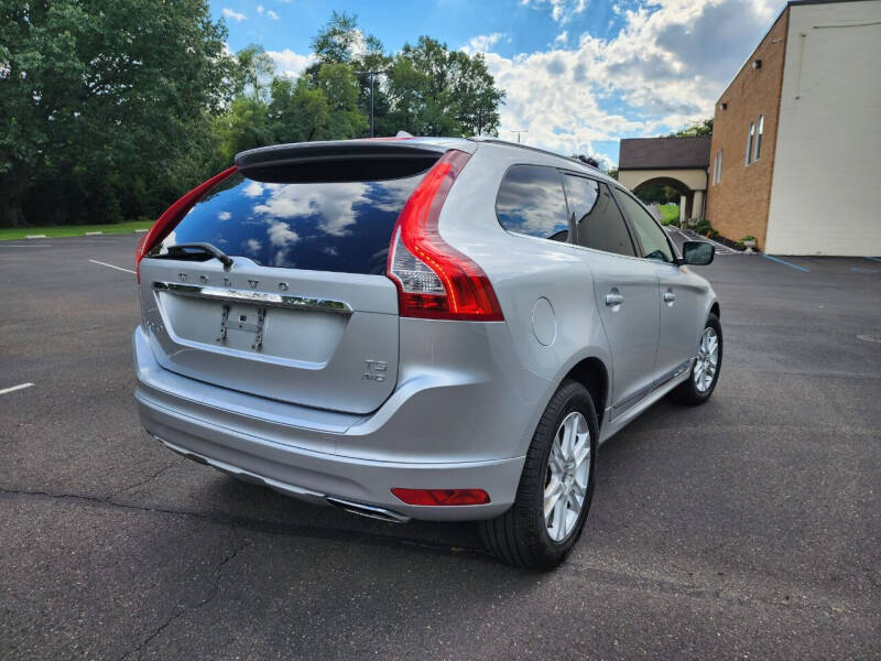 2016 Volvo XC60 T5 Premier
