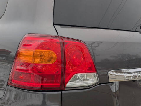 2013 Toyota Land Cruiser