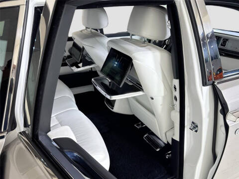 2023 Rolls-Royce Phantom