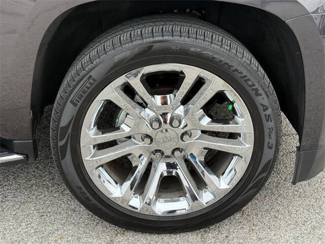 2017 GMC Yukon XL SLT