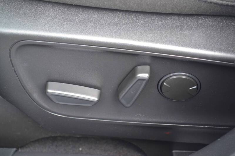 2023 Ford Escape Hybrid Active