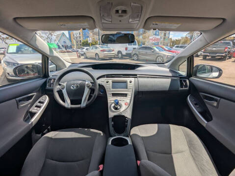 2013 Toyota Prius Plug-in Hybrid