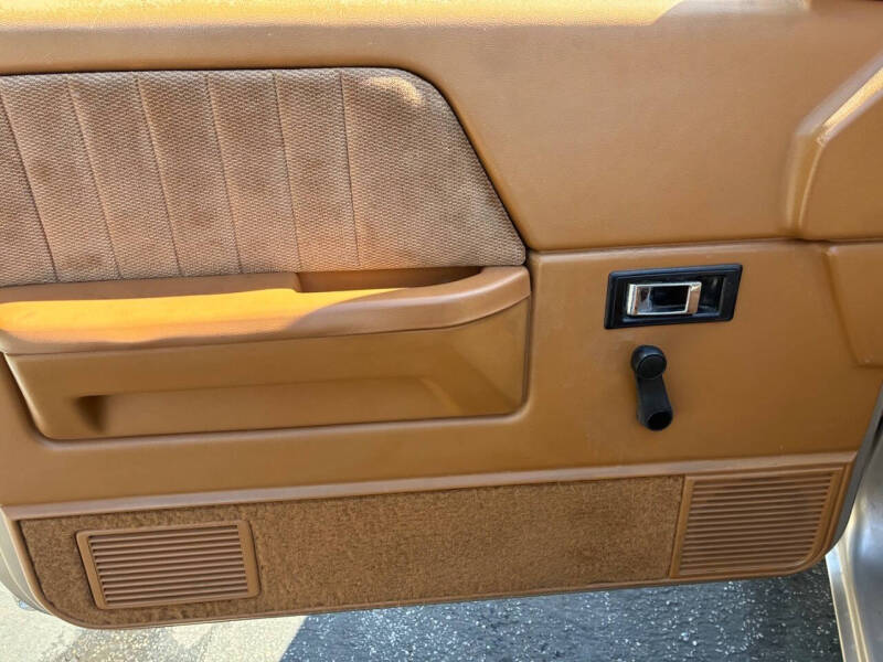 1992 Dodge Dakota LE