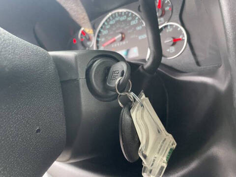 2025 Chevrolet Express 2500