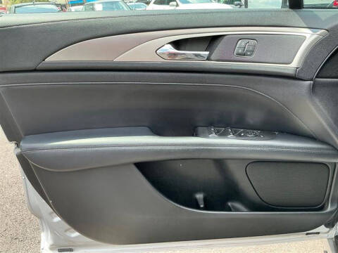 2017 Lincoln MKZ Premiere