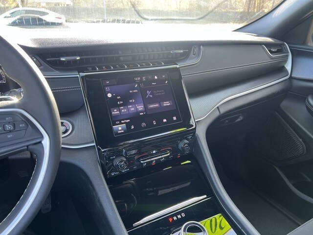 2024 Jeep Grand Cherokee Laredo