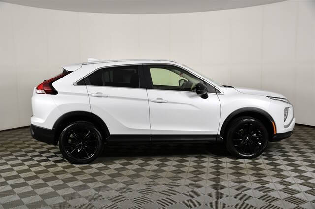 2023 Mitsubishi Eclipse Cross LE
