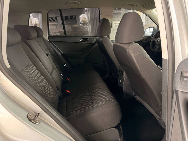 2011 Volkswagen Tiguan