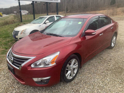 2013 Nissan Altima for sale at Court House Cars, LLC in Chillicothe OH