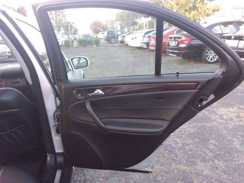 2005 Mercedes-Benz C-Class C 240 4MATIC