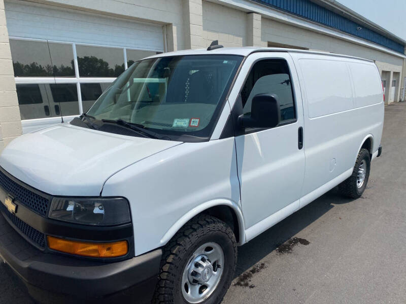 Used 2018 Chevrolet Express Cargo Work Van with VIN 1GCWGAFG9J1195429 for sale in Spencerport, NY