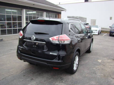 2015 Nissan Rogue SV