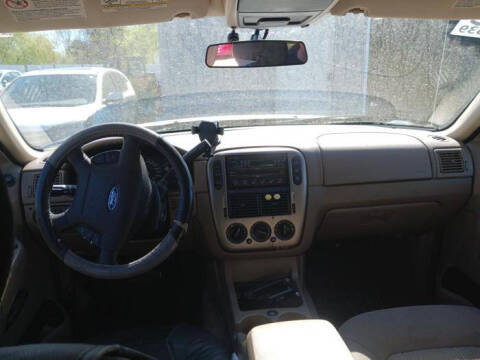 2005 Ford Explorer XLT