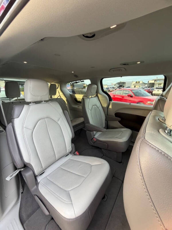 2019 Chrysler Pacifica Touring L