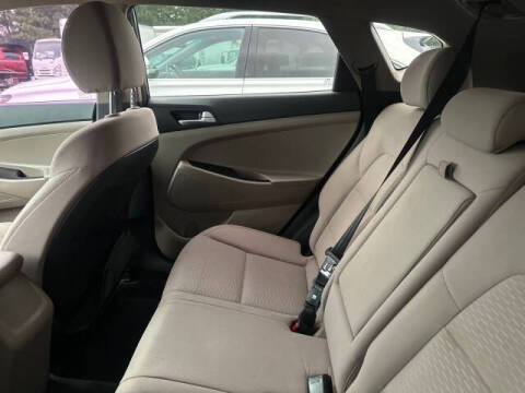 2020 Hyundai Tucson SE