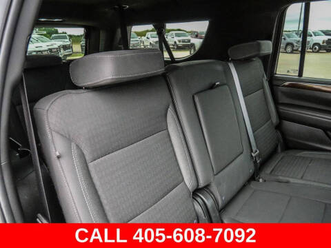 2023 GMC Yukon XL SLE