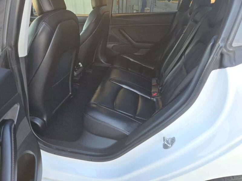 2020 Tesla Model 3 Standard Range