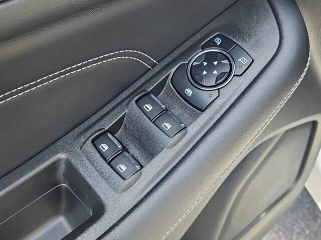 2023 Ford Edge Titanium