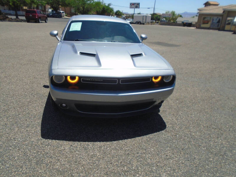 2016 Dodge Challenger SXT