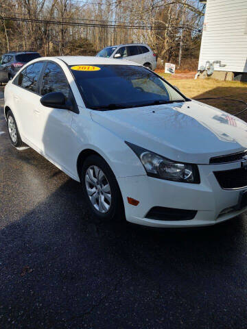 2013 Chevrolet Cruze for sale at NICOLES AUTO SALES LLC in Cream Ridge NJ