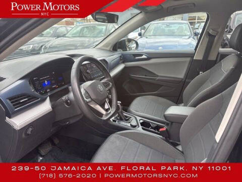 2023 Volkswagen Taos SE 4Motion