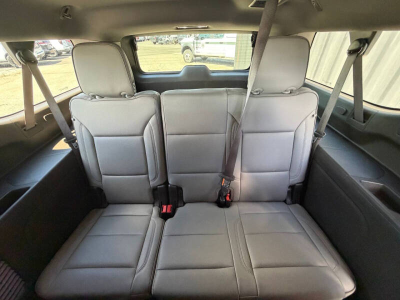 2025 GMC Yukon XL Elevation
