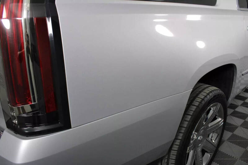 2020 Cadillac Escalade ESV Luxury