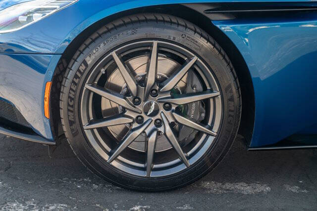 2020 Aston Martin DB11 4