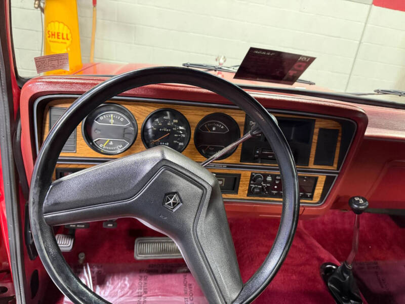 1987 Dodge RAM 100