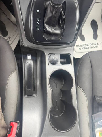 2015 Ford Escape S