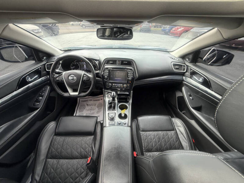 2020 Nissan Maxima Platinum