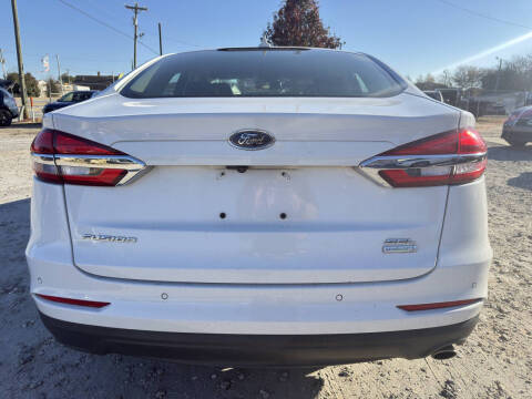 2020 Ford Fusion SEL