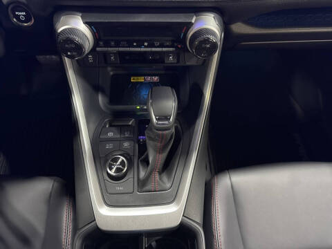 2025 Toyota RAV4 Plug-in Hybrid XSE