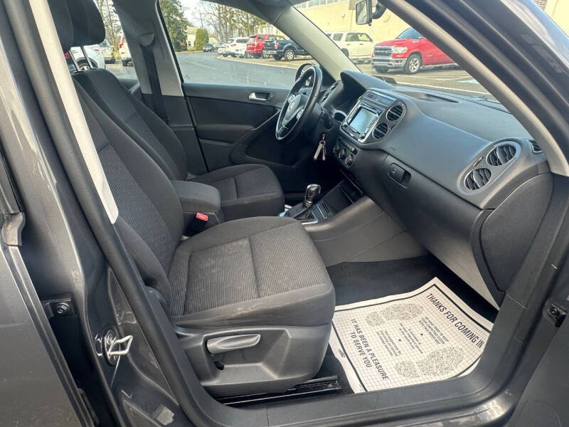 2015 Volkswagen Tiguan S 4Motion