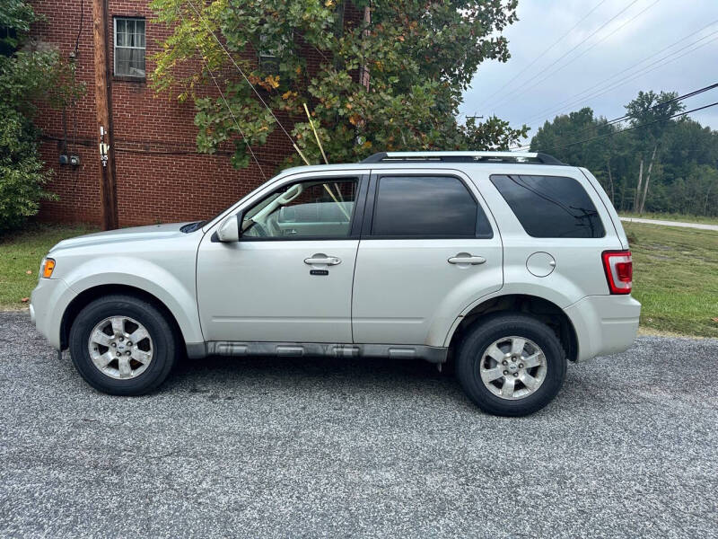 2009 Ford Escape Limited photo 5