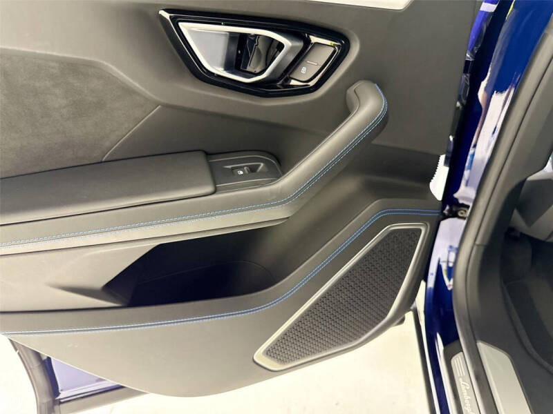 2020 Lamborghini Urus