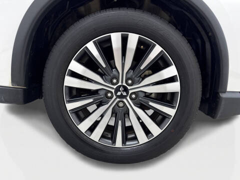 2019 Mitsubishi Outlander SE