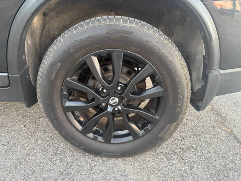 2017 Nissan Rogue SV