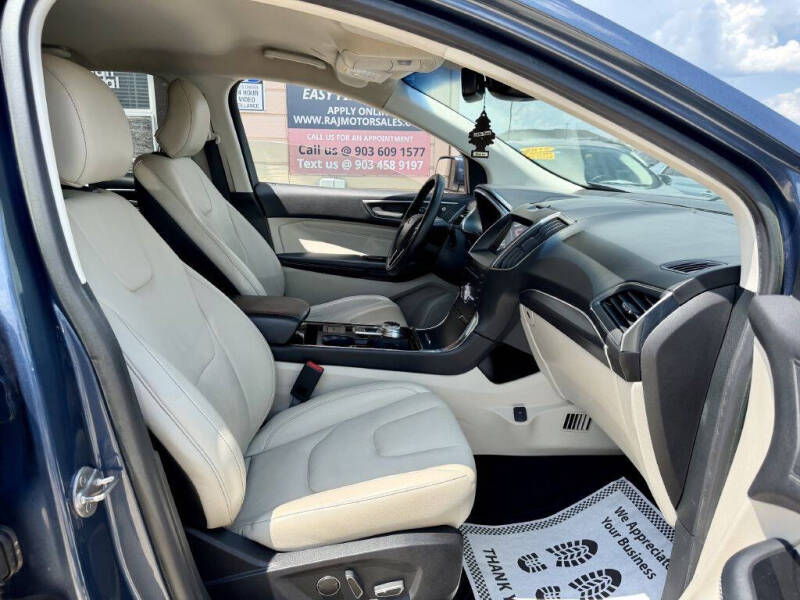 2019 Ford Edge Titanium