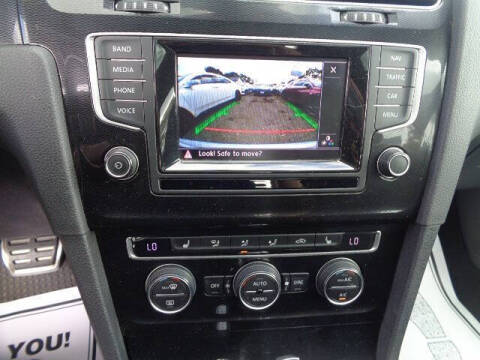 2015 Volkswagen Golf GTI SE