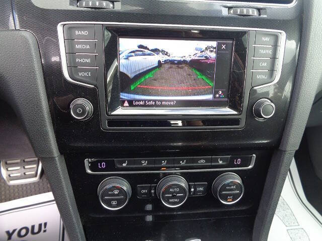 2015 Volkswagen Golf GTI SE