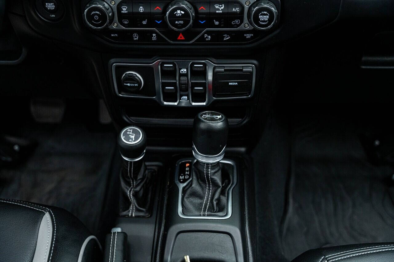 2020 JEEP Wrangler SUV / Crossover - $57,999