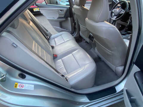 2017 Toyota Camry Hybrid