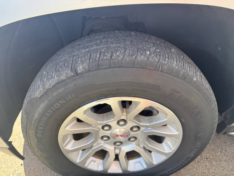 2017 GMC Yukon XL SLT