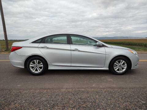 2014 Hyundai Sonata for sale at M AND S CAR SALES LLC in Independence OR