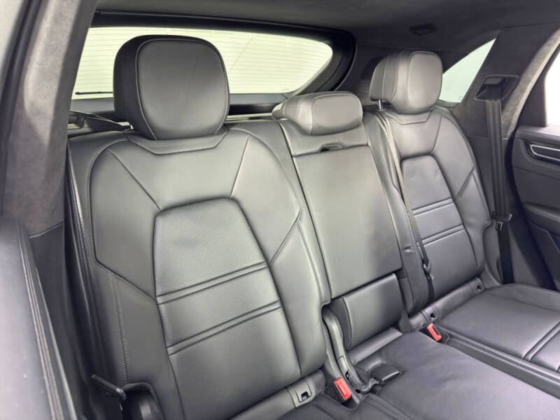 2021 Porsche Cayenne GTS